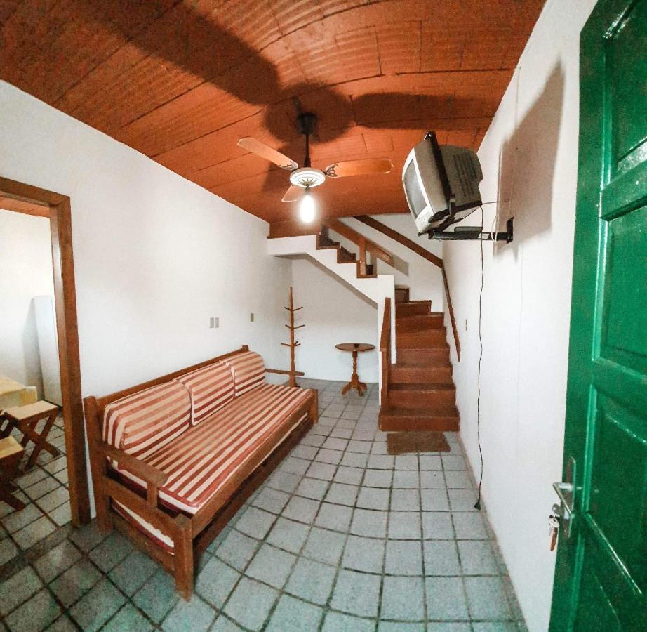 Vila Da Flor - Acomodacoes A 50 Mts Da Praia Prado Luaran gambar